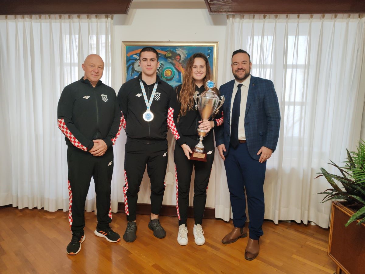 Gradonačelnik Pule primio dobitnike svjetskih medalja i članove Hrvatske kickboxing reprezentacije